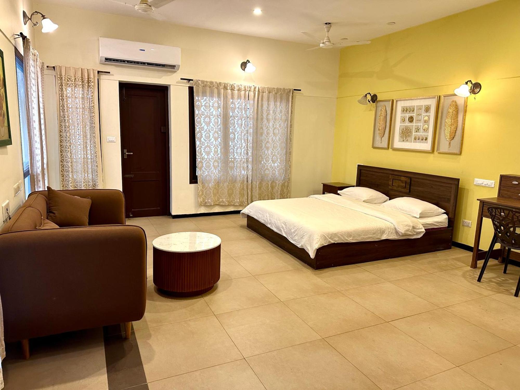 Costa Verde Luxury Seafront Villa Chennai Bagian luar foto